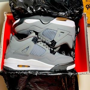 Jordan 4 cool grey
